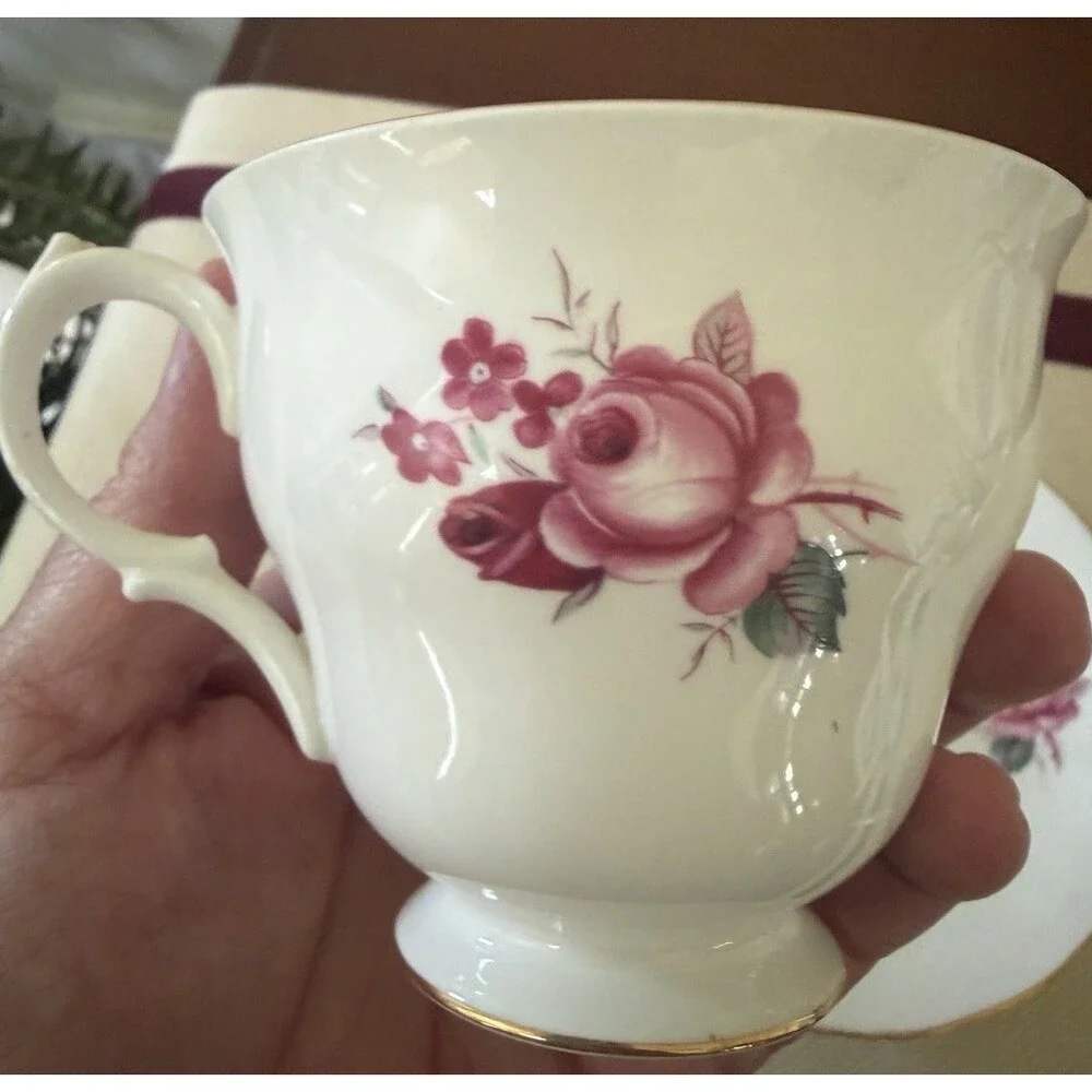 Vintage Queen Anne 8523 Bone China Tea Cup and Saucer Set Made In England